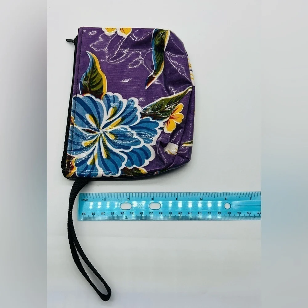 Love Shine Patchwork Floral Oil Cloth, Toiletry/ Cosmetic Case, Travel Bag